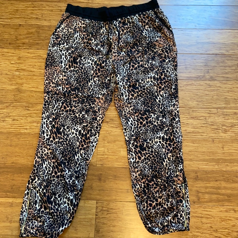 NWT Suzy shier pants